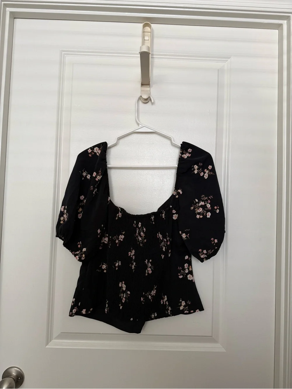 Abercrombie & Fitch black short